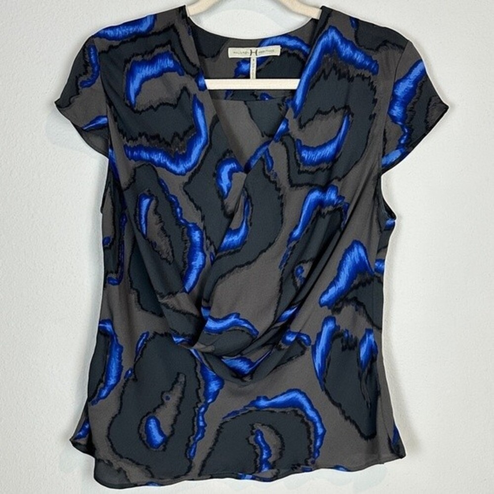 Halston Heritage 100% Silk Printed V-neck Short Sleeve Black & Blue Blouse 4